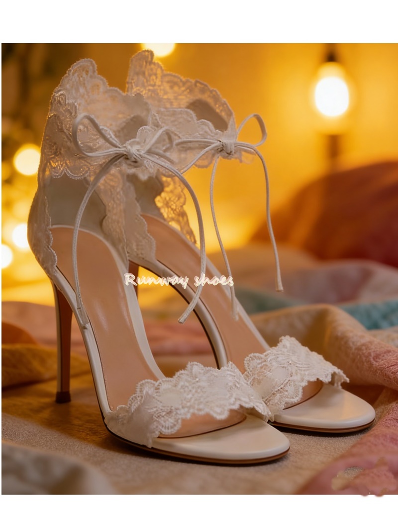 Scarpe da Sposa Bianche con Ci - Luxury Lifestyle Shoes recensione e prezzo
