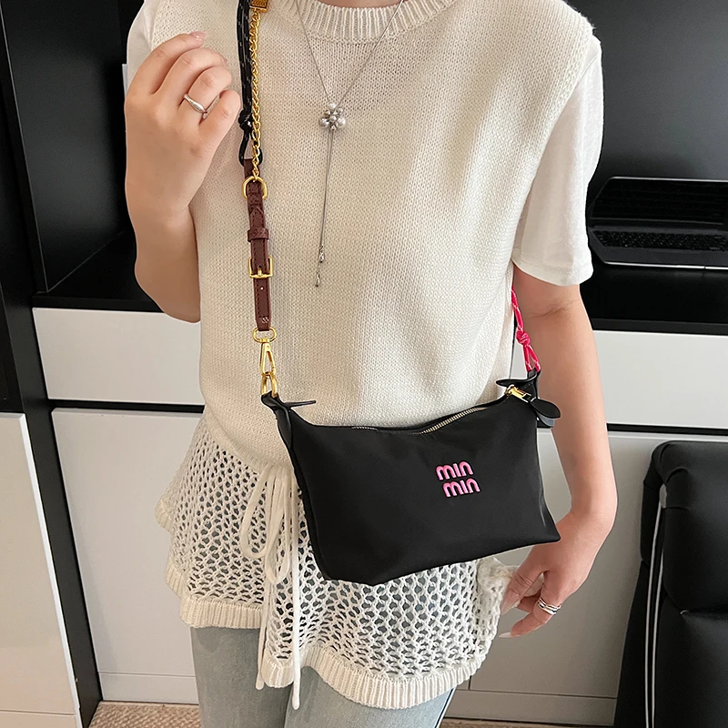Borsa a Spalla Elegante in Pel - Luxury Lifestyle Handbags recensione e prezzo